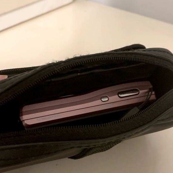 Portable Camera Case - Picture 5 of 7